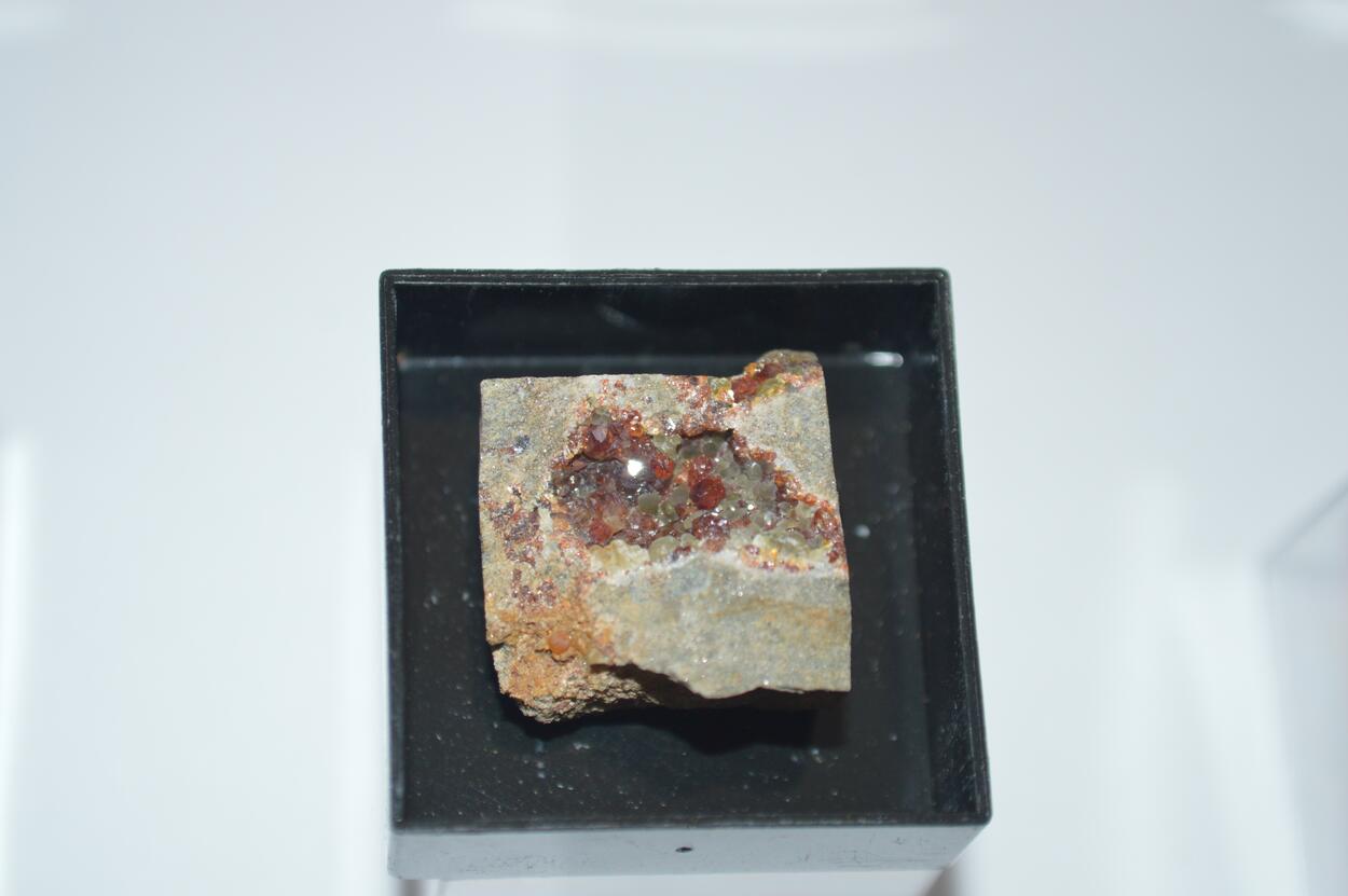 Smithsonite & Sphalerite