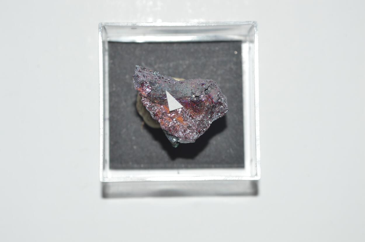 Buttgenbachite & Cuprite