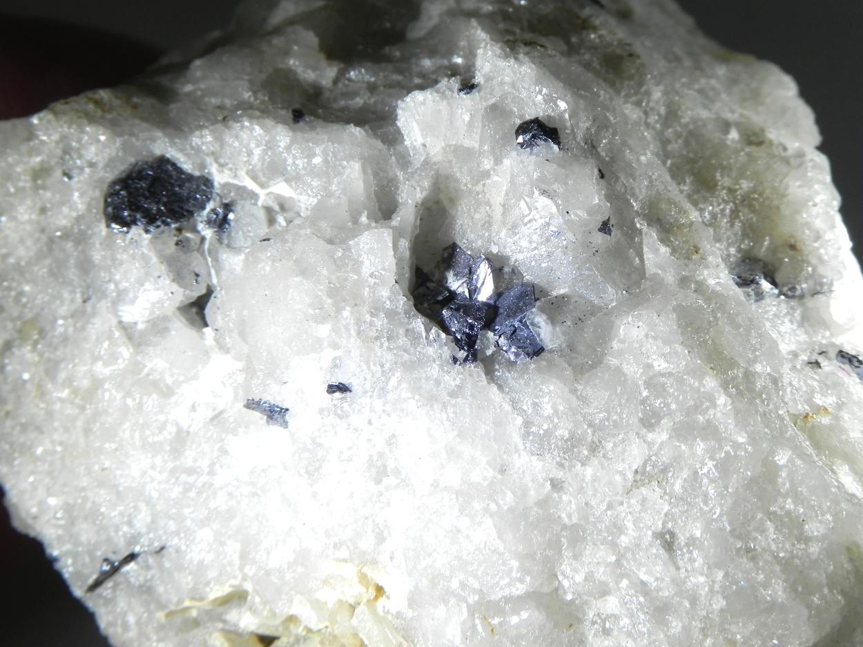 Betpakdalite & Molybdenite