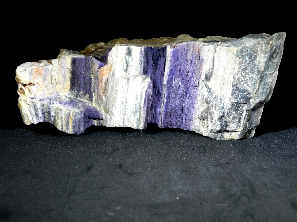 Fluorite & Quartz Psm Petrified Wood
