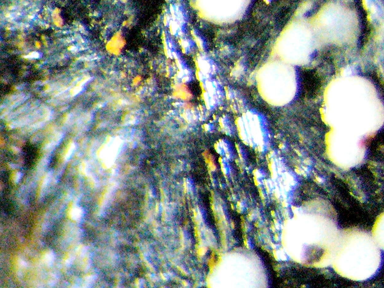 Nesquehonite & Huntite