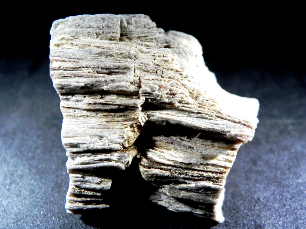 Fluorite & Quartz Psm Petrified Wood