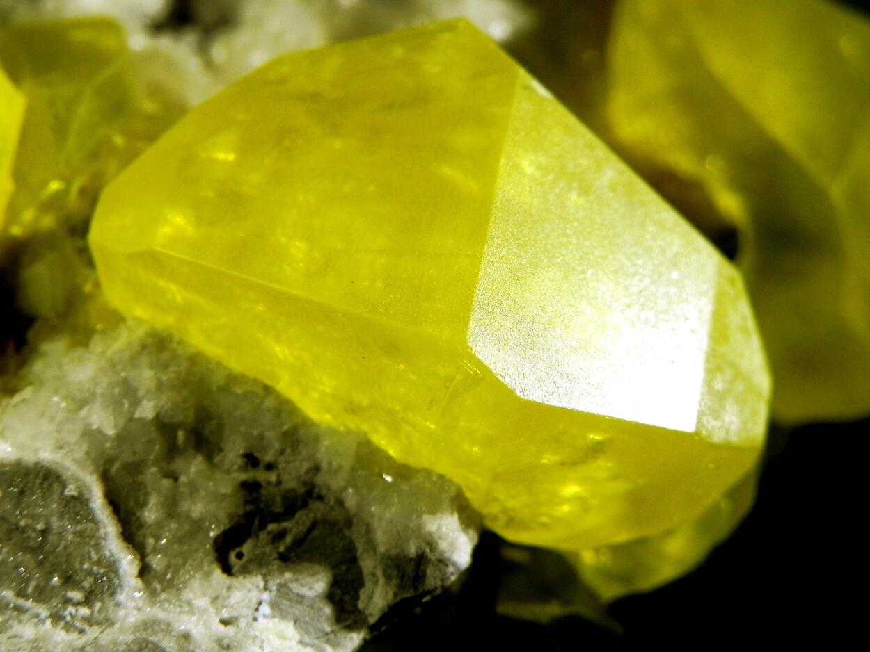 Sulphur On Aragonite