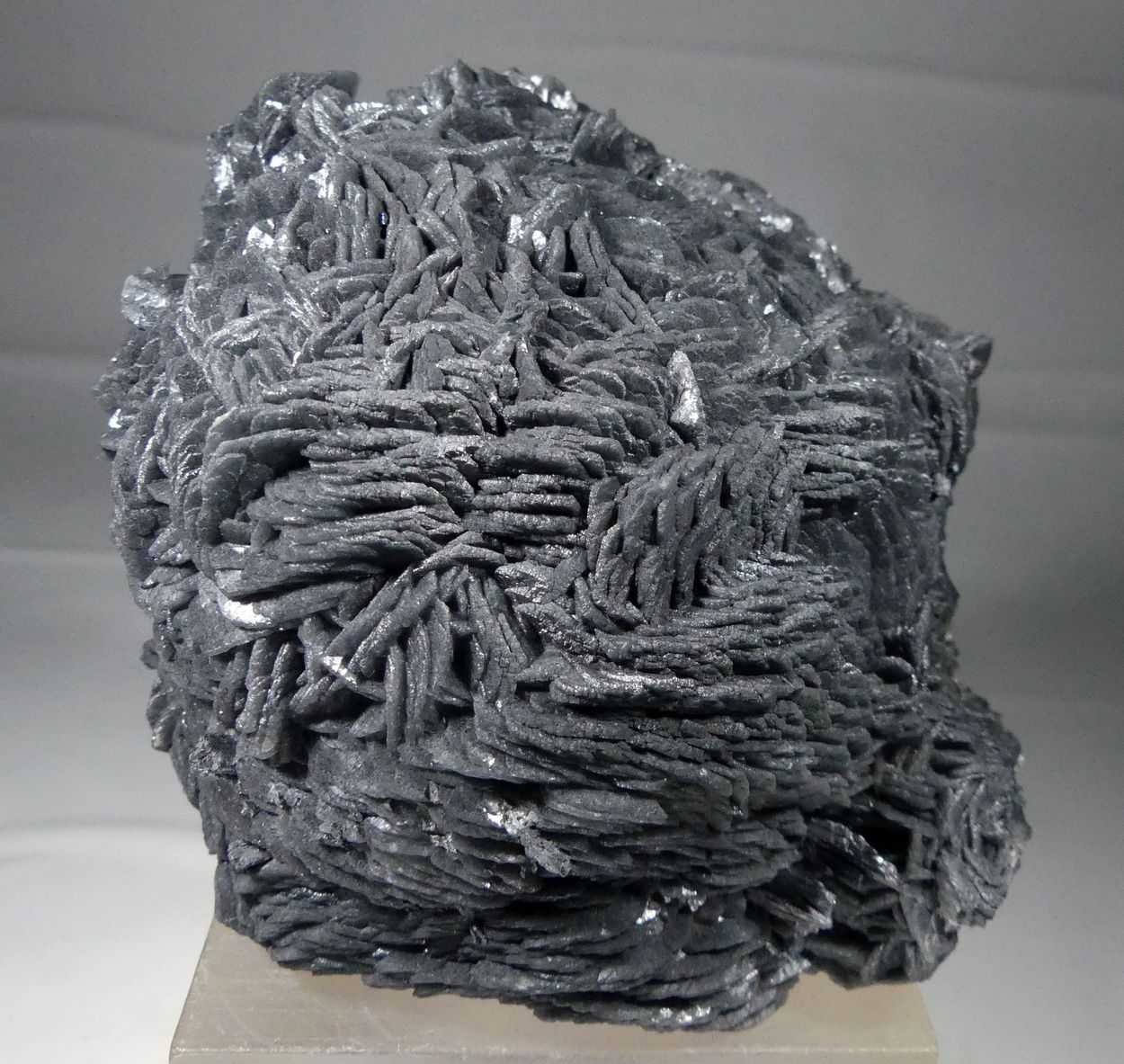 Calcite With Jamesonite Inclusions