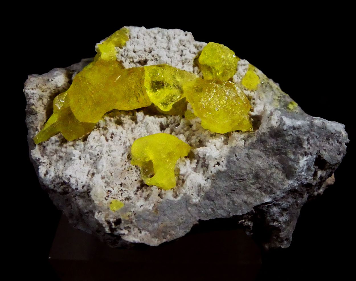 Native Sulphur