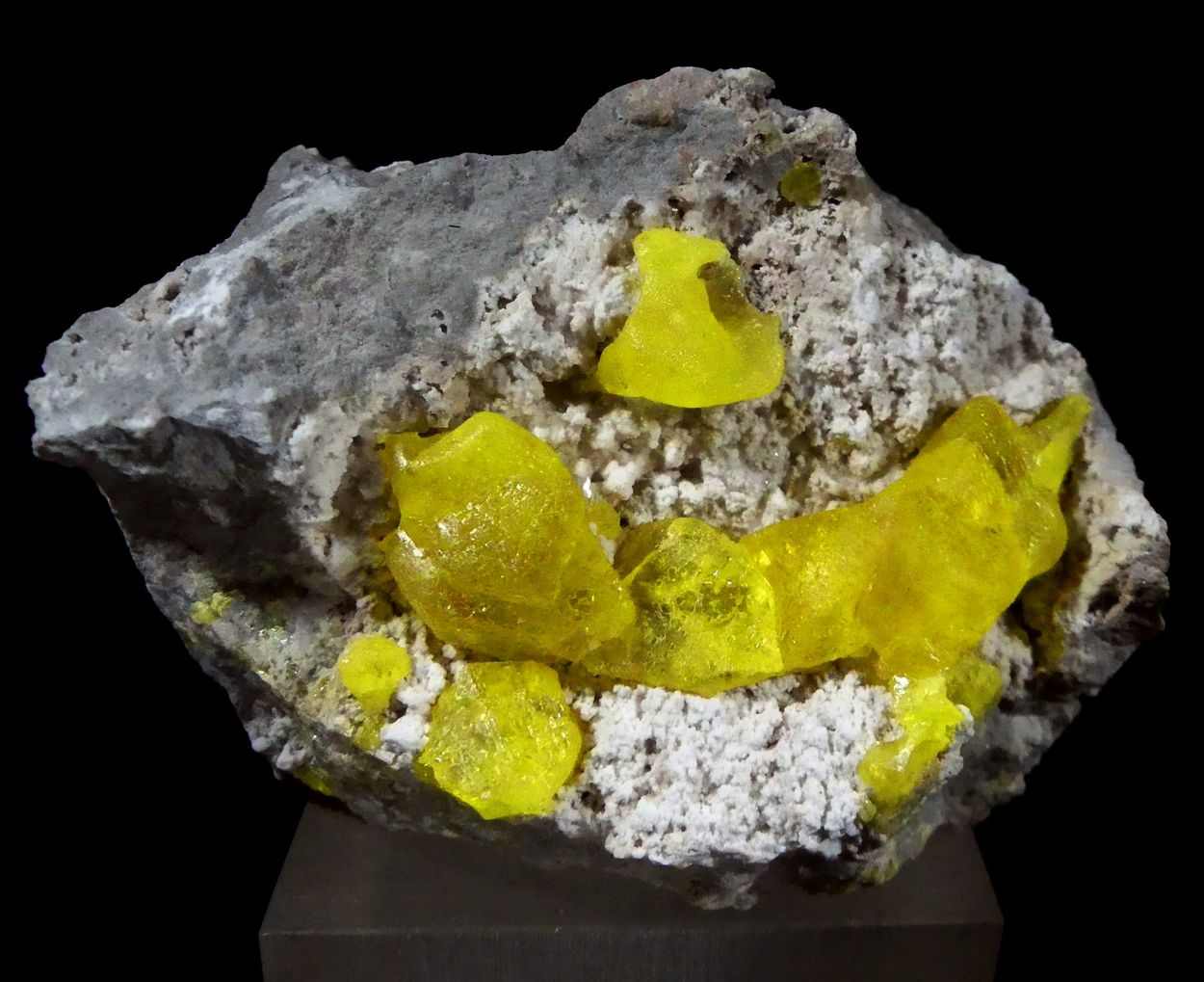 Native Sulphur