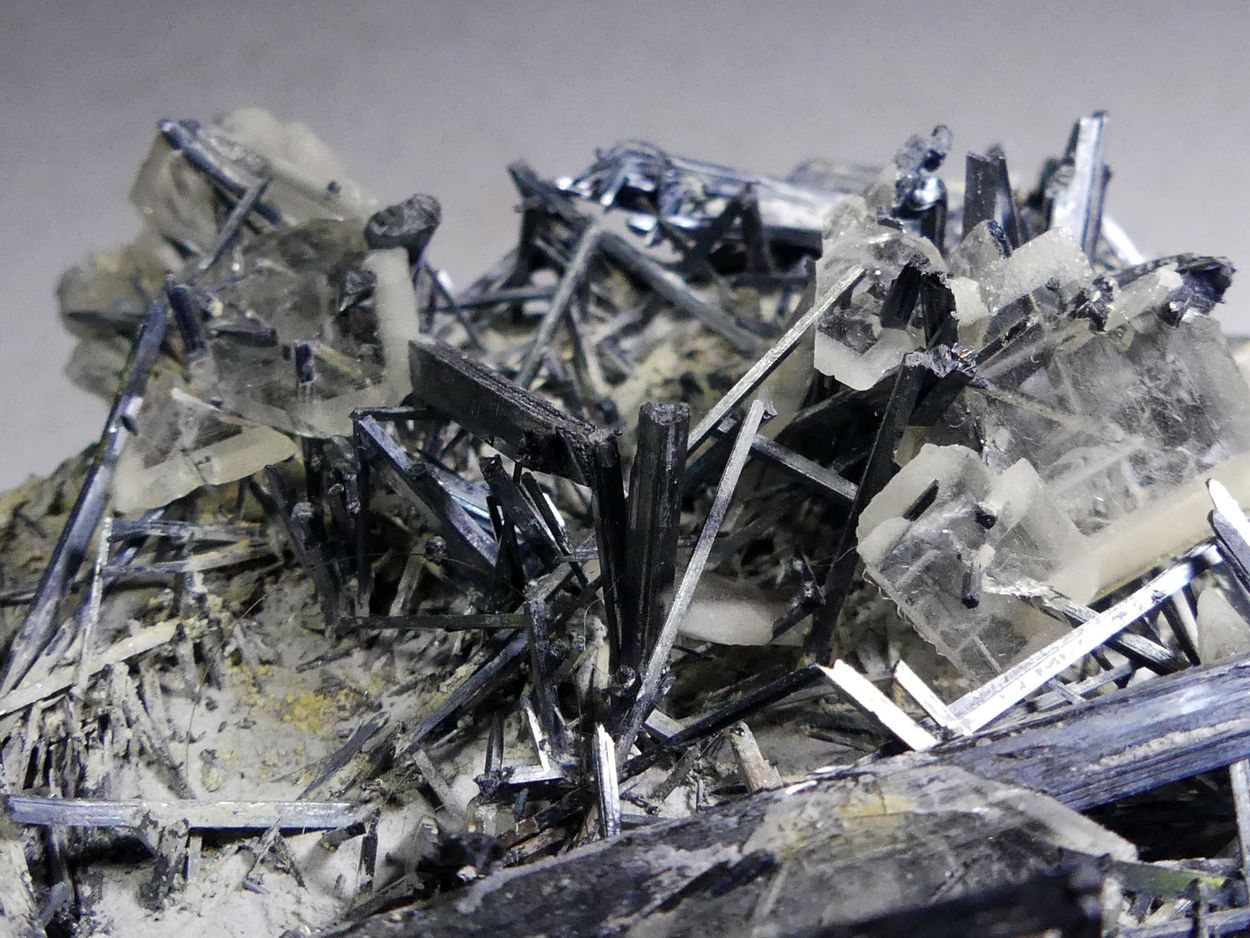 Stibnite & Baryte