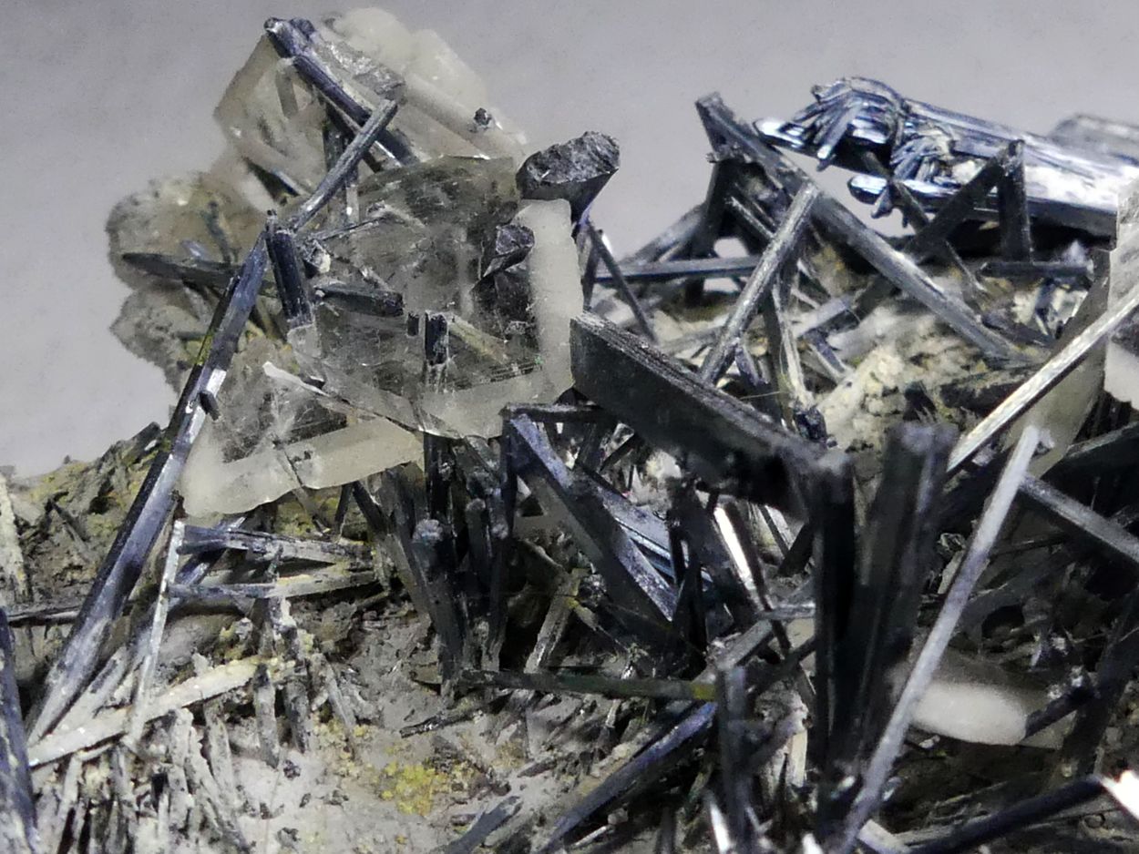 Stibnite & Baryte