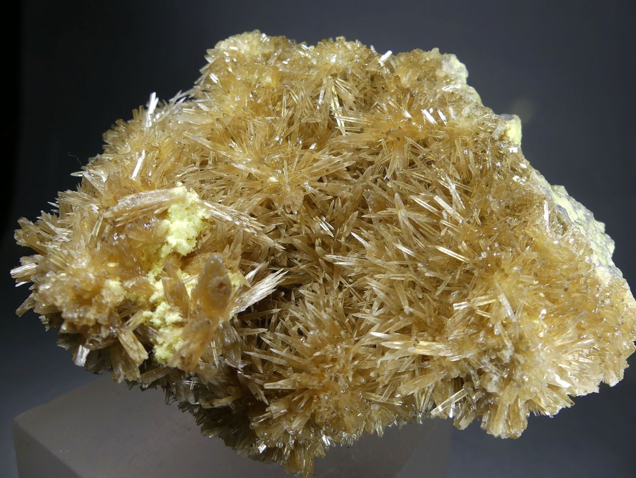 Barian Celestine On Native Sulphur