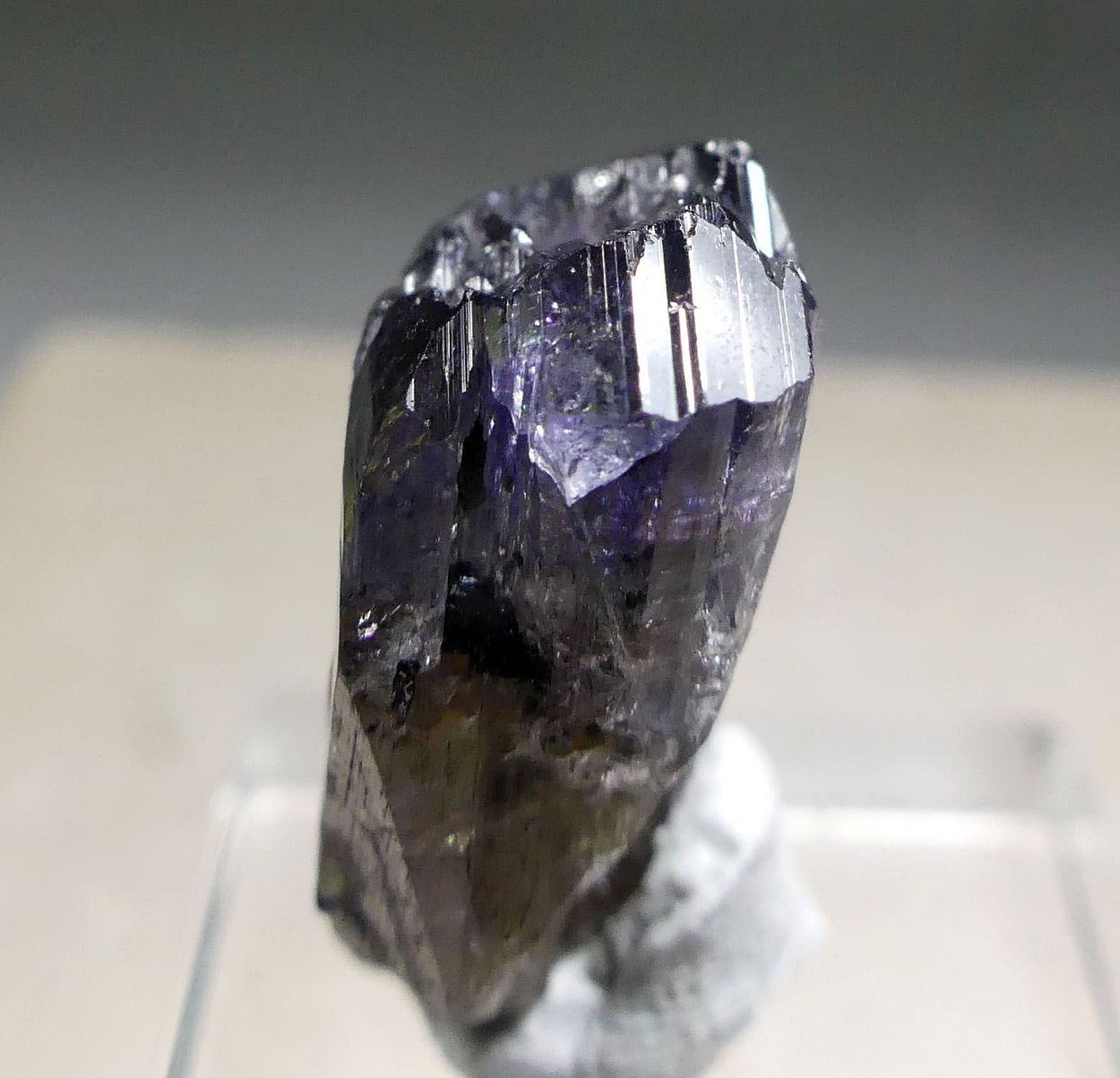 Tanzanite With Graphite