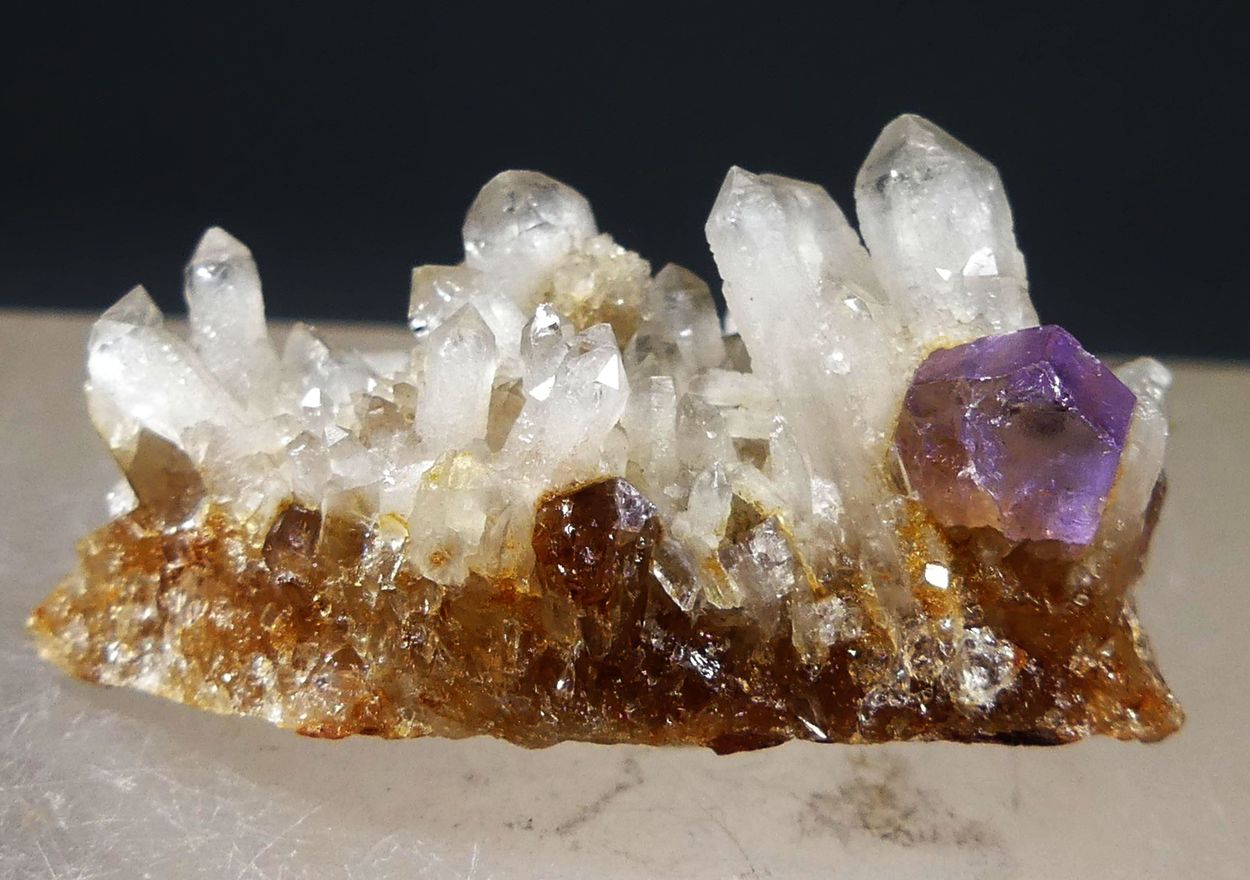 Fluorapatite On Quartz