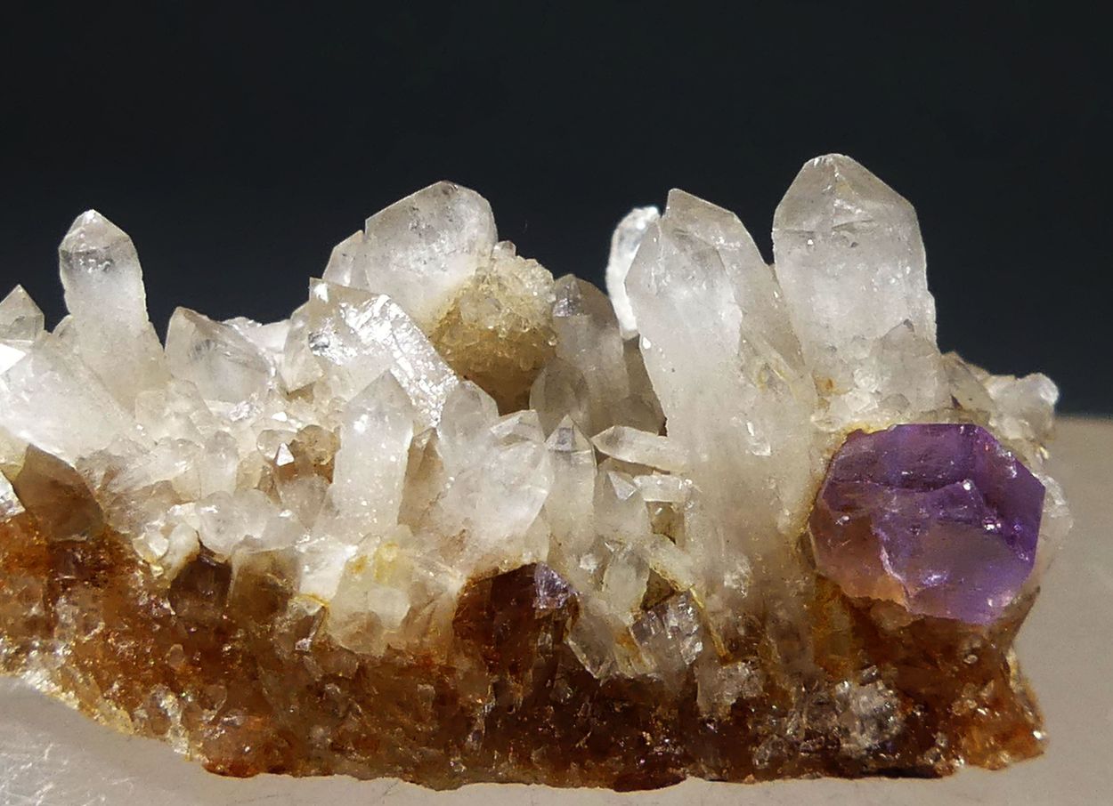 Fluorapatite On Quartz