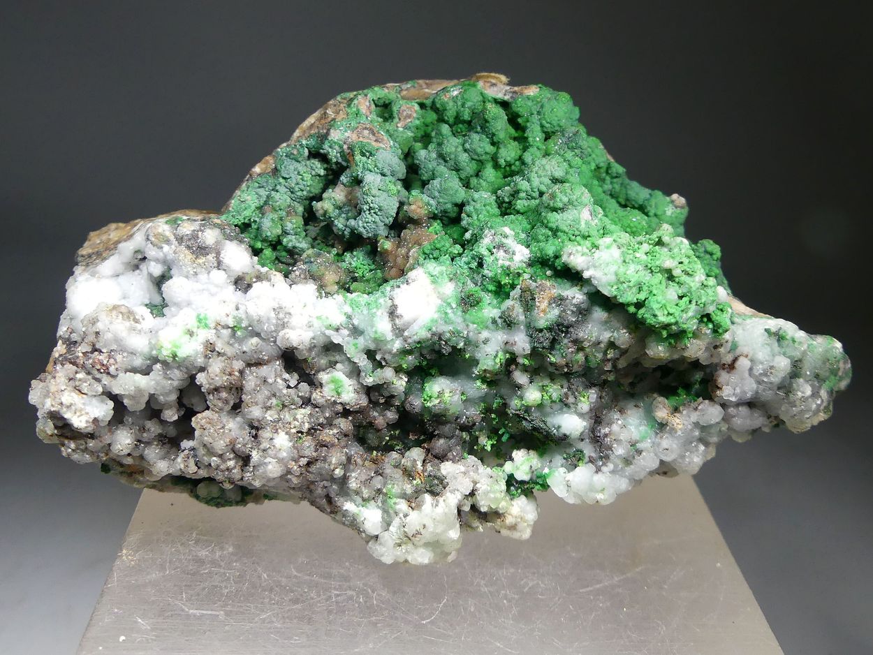 Conichalcite On Smithsonite