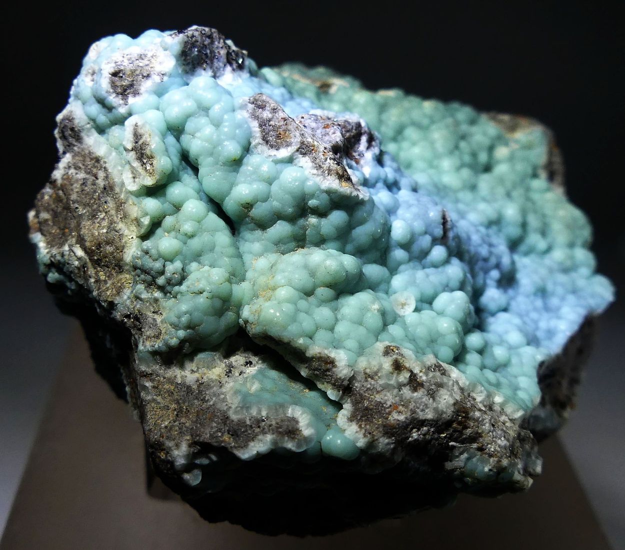 Carbonate-rich Fluorapatite Var Staffelite