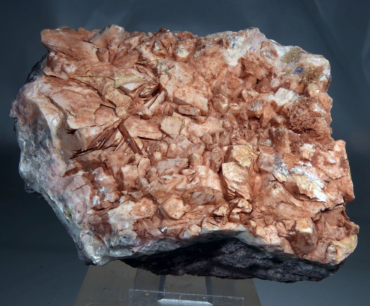 Rhodochrosite Psm Calcite Psm Anhydrite