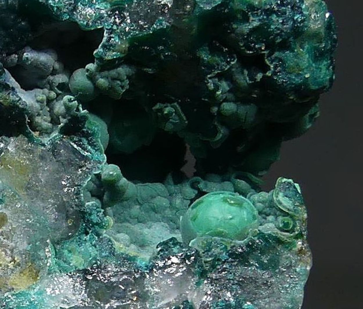 Pseudomalachite With Libethenite