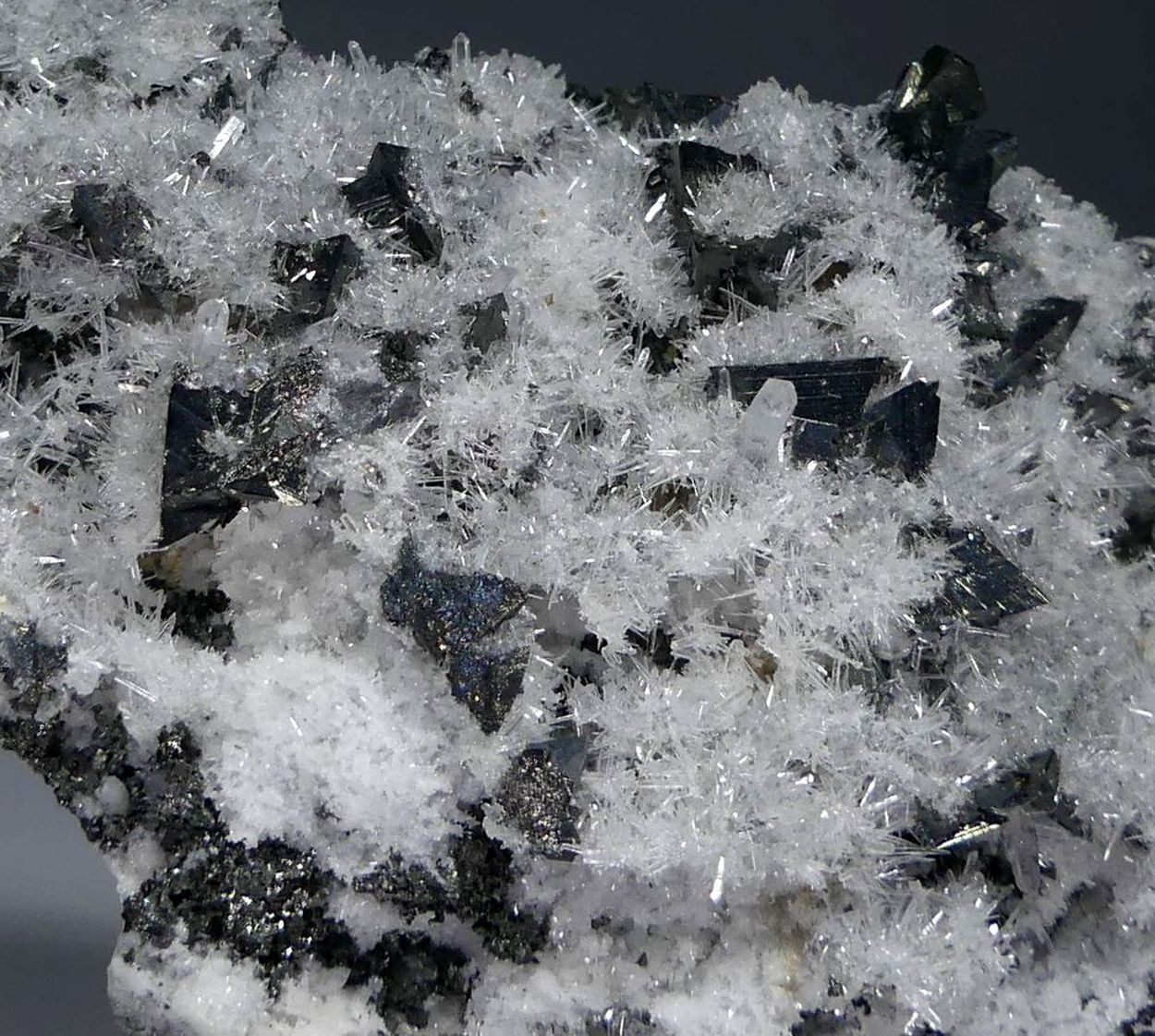 Tetrahedrite On Quartz On Sphalerite