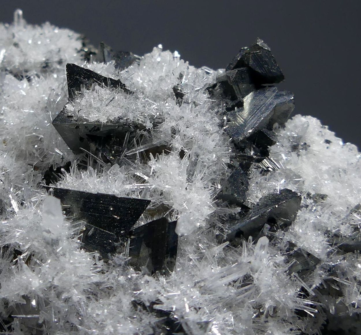 Tetrahedrite On Quartz On Sphalerite