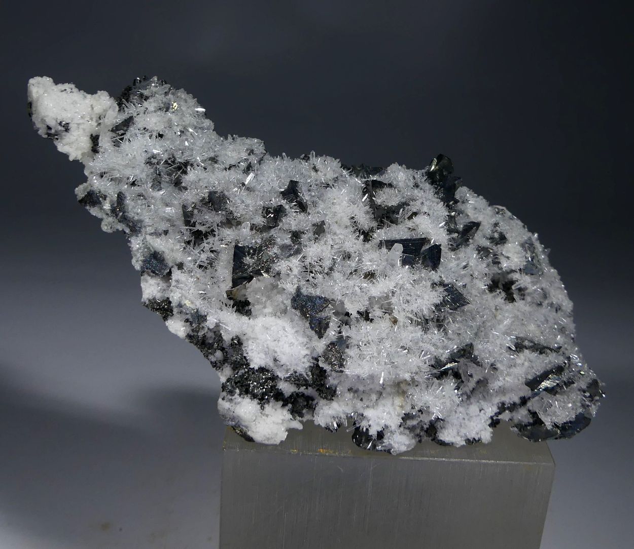 Tetrahedrite On Quartz On Sphalerite