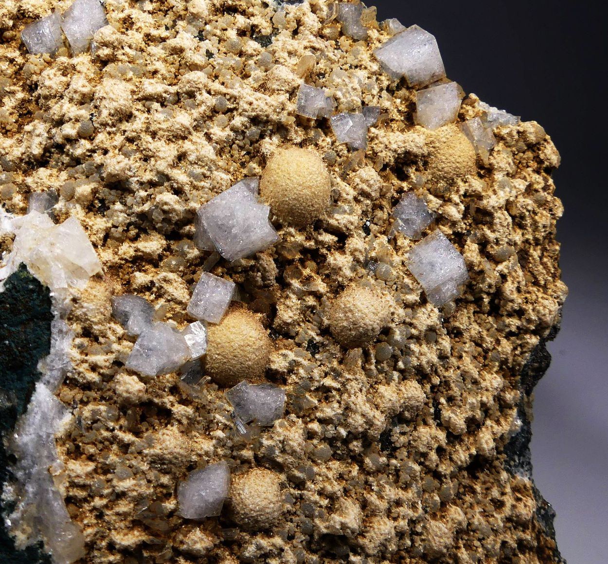 Chabazite & Thomsonite-Ca