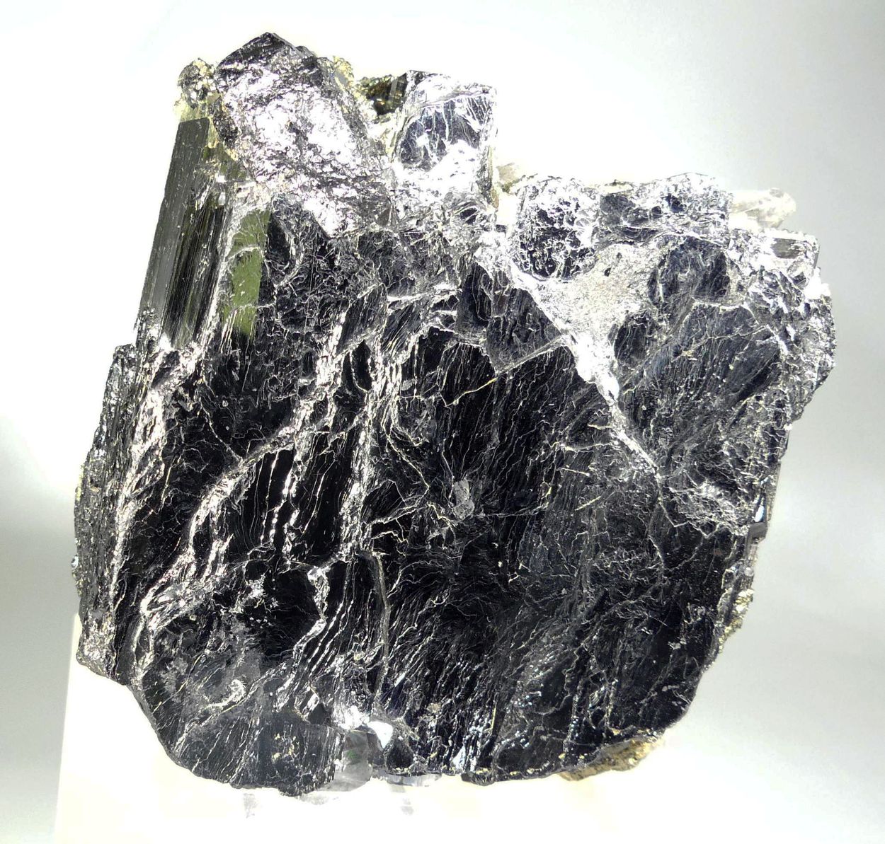 Ferberite With Pyrite