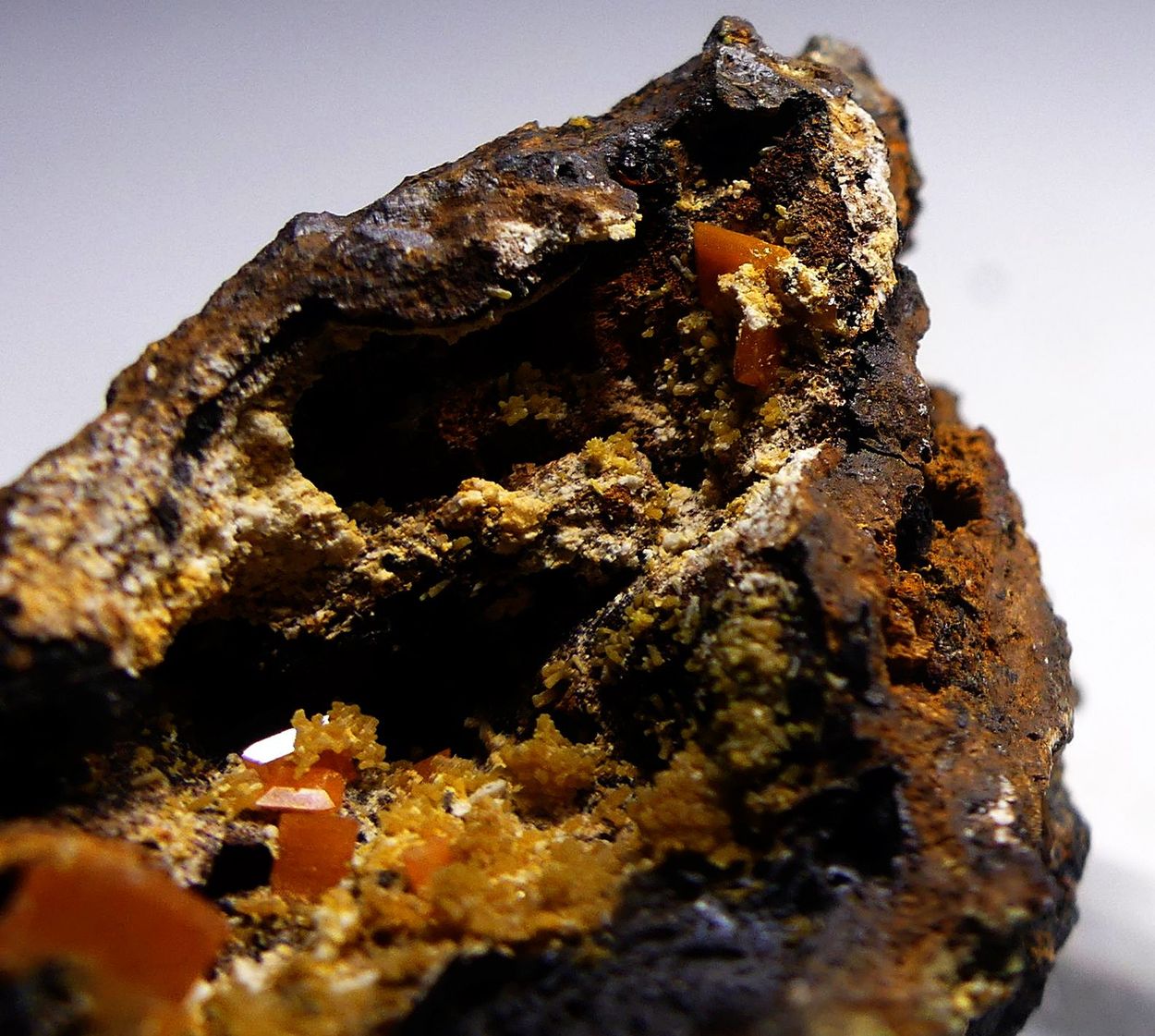 Wulfenite & Mimetite