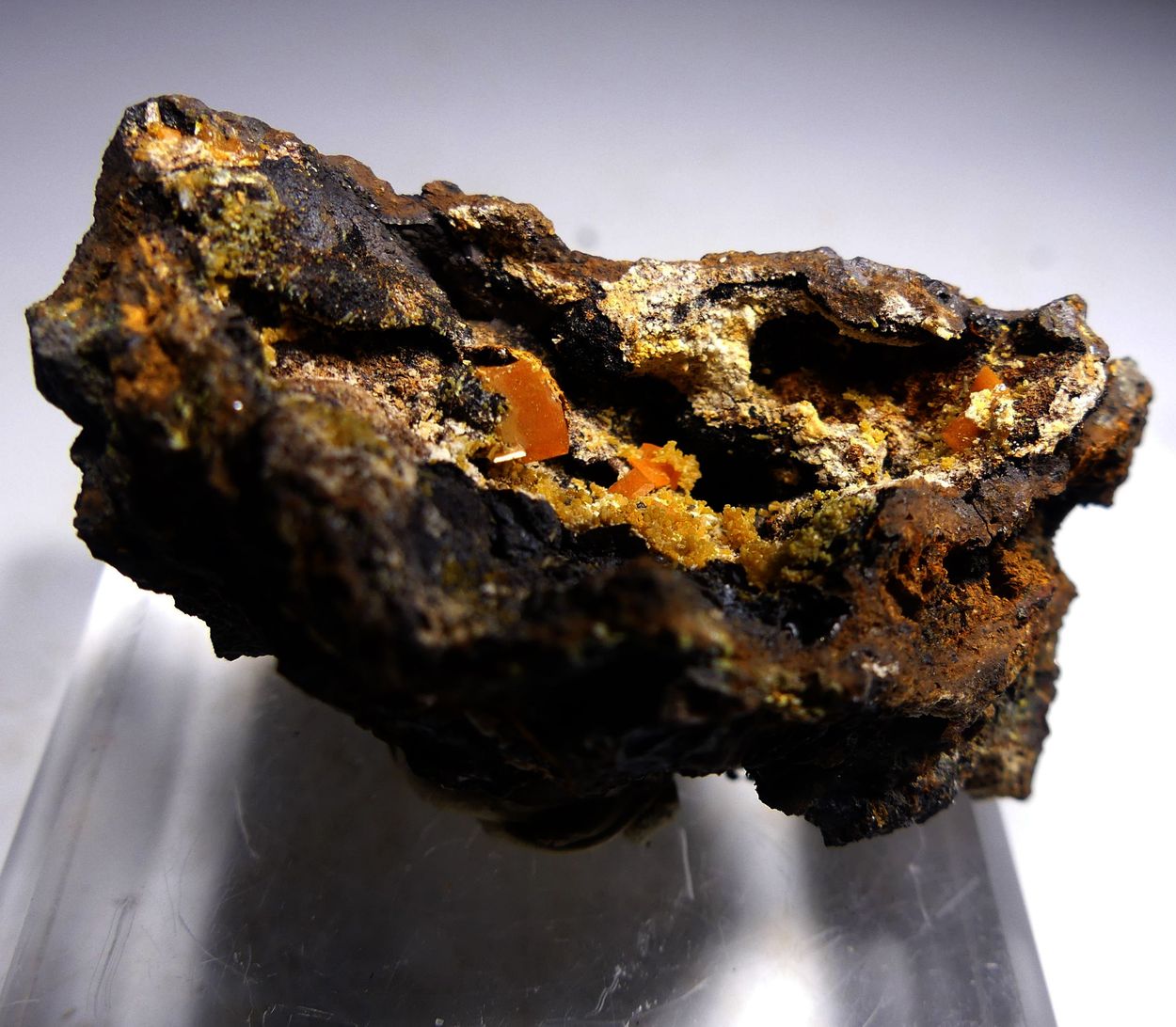 Wulfenite & Mimetite