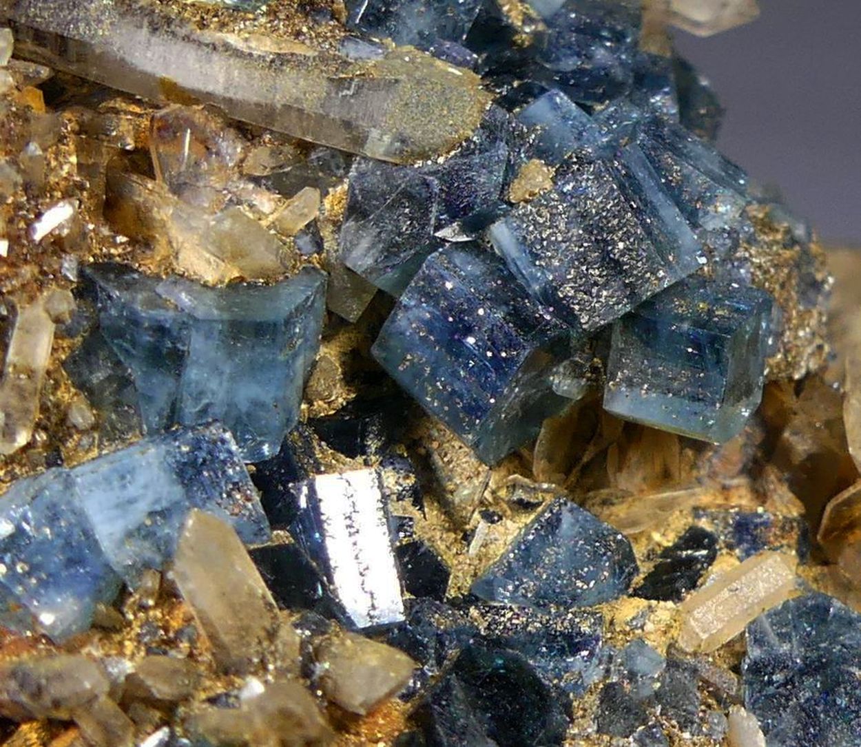 Fluorapatite & Quartz