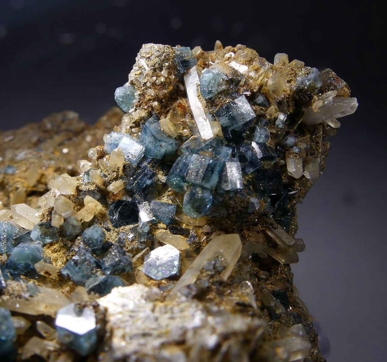 Fluorapatite & Quartz