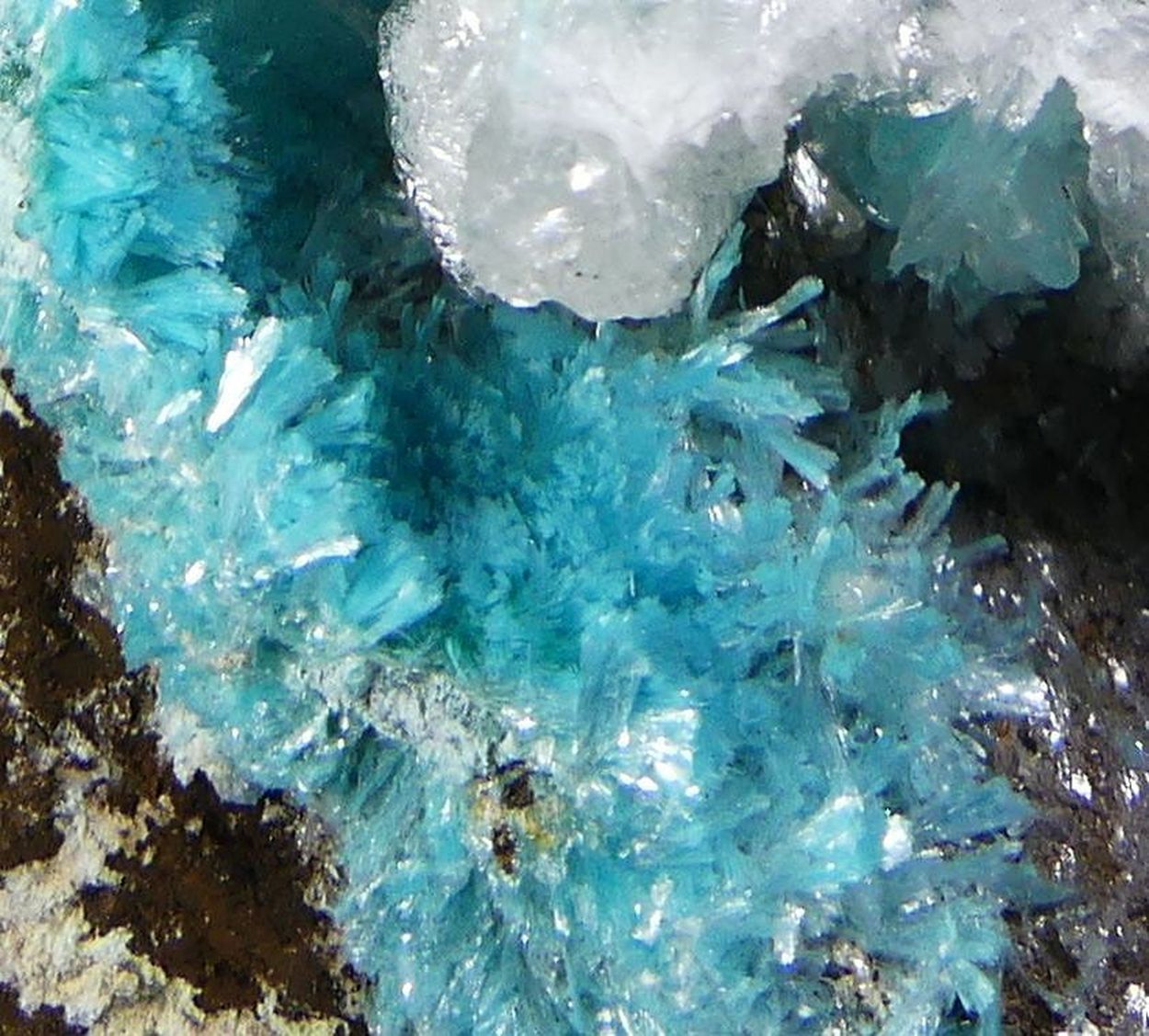 Aurichalcite