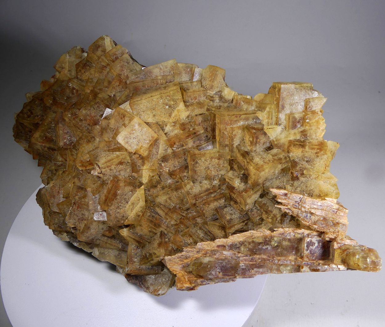 Fluorite With Cinnabar & Goethite Inclusions & Baryte