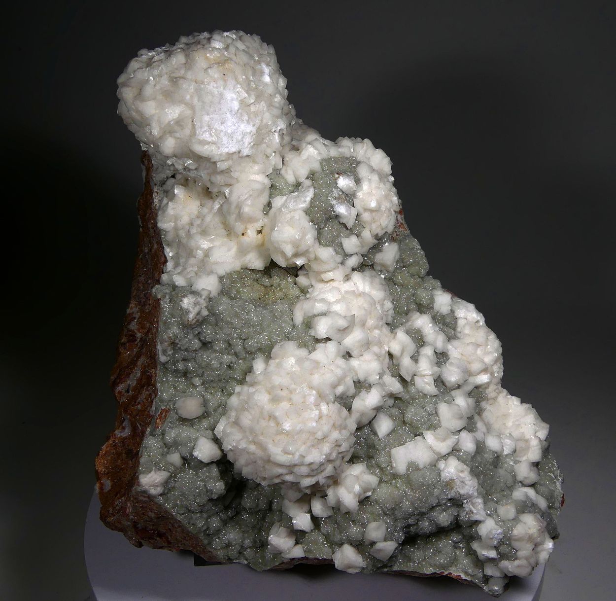 Dolomite On Willemite