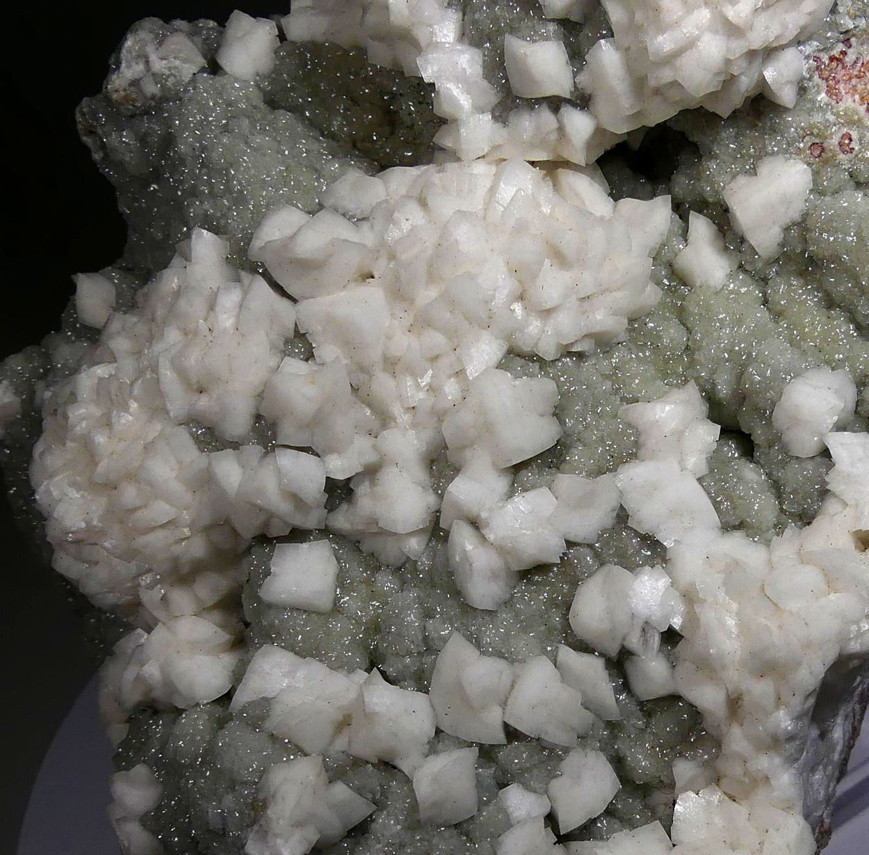 Dolomite On Willemite