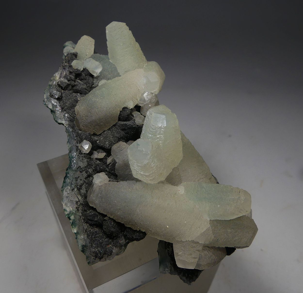Calcite With Celadonite