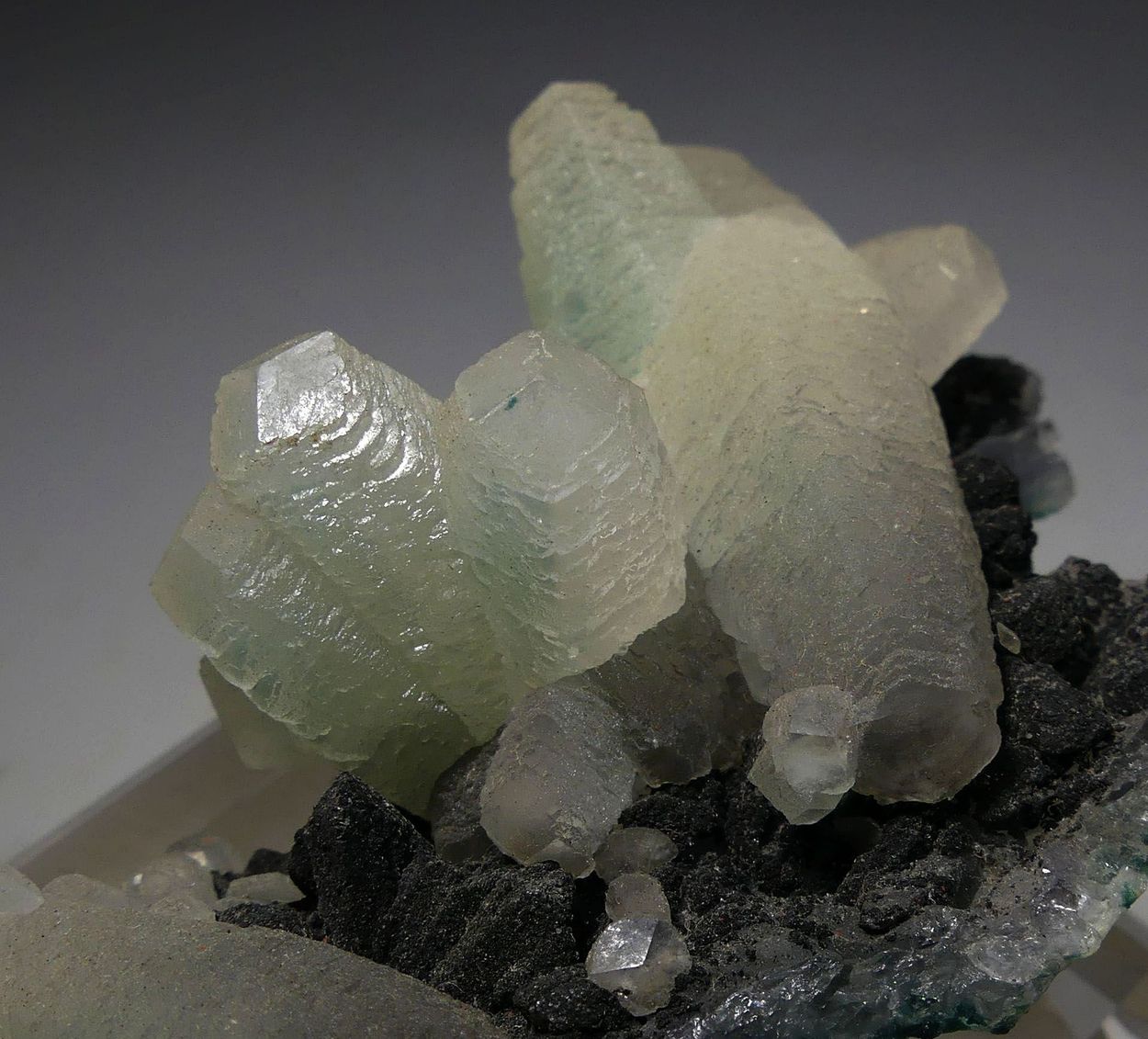 Calcite With Celadonite