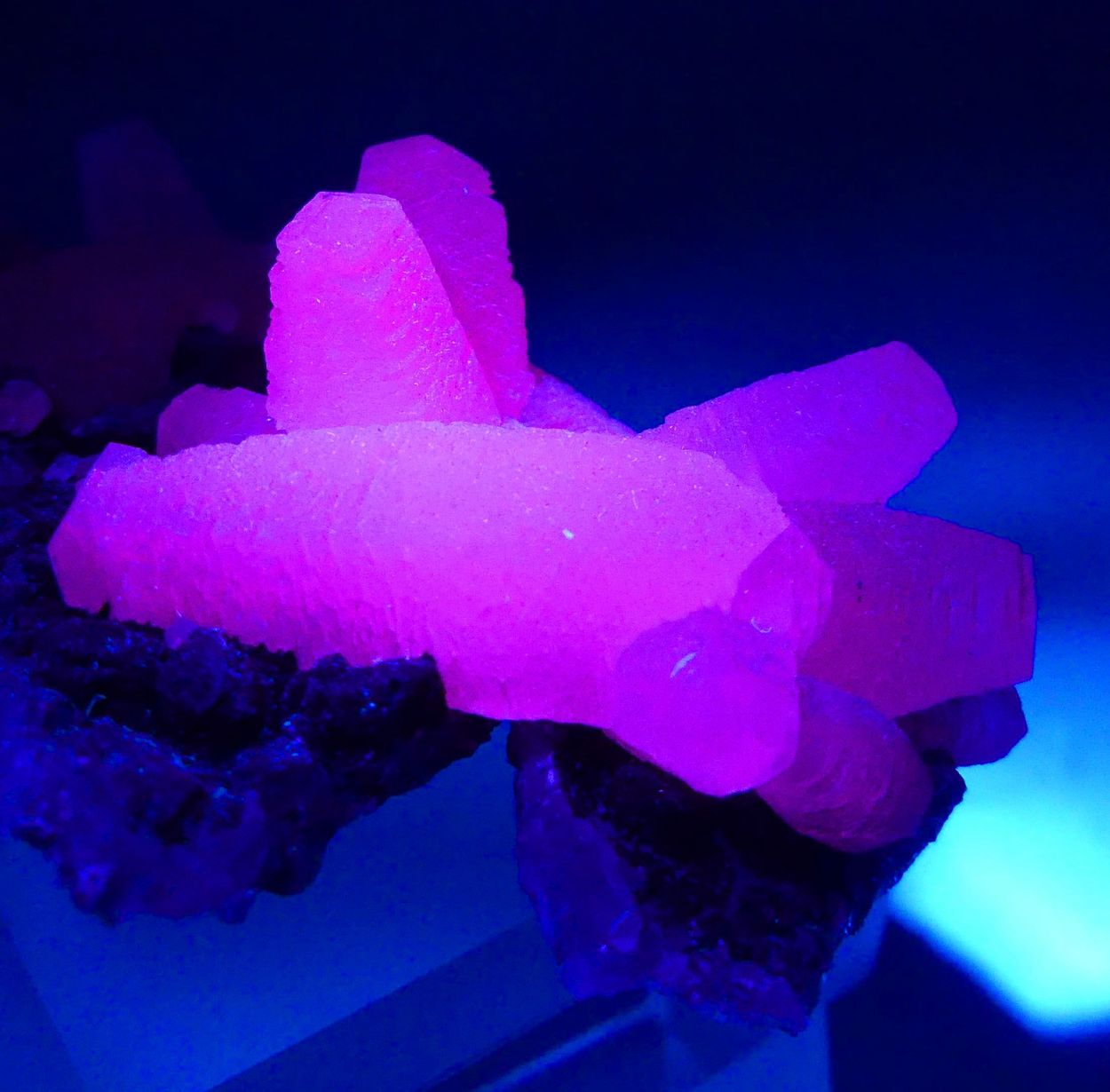Calcite With Celadonite