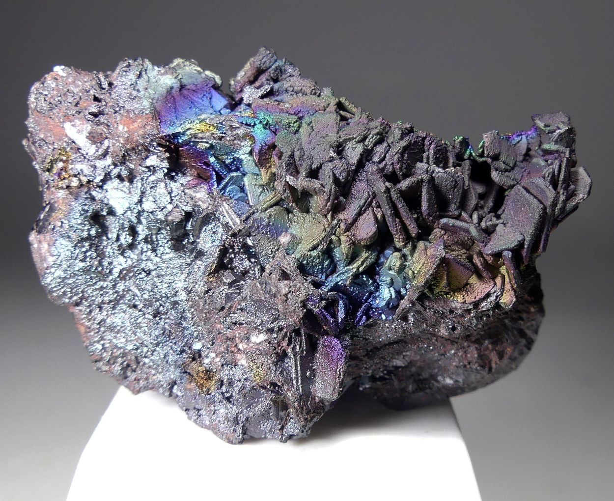Rutile With Iridescent Goethite Psm Calcite