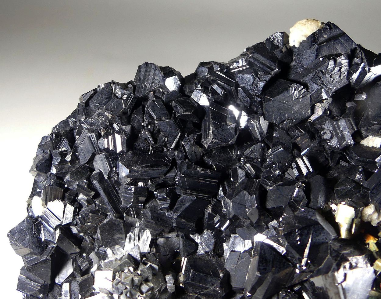 Sphalerite Arsenopyrite & Pyrite