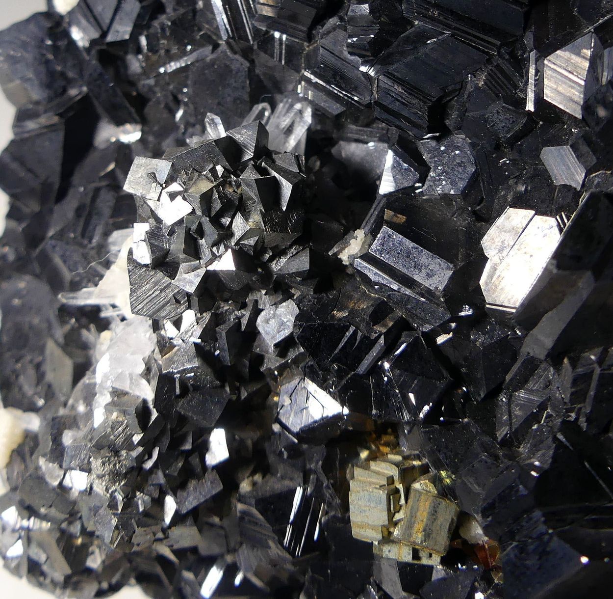 Sphalerite Arsenopyrite & Pyrite