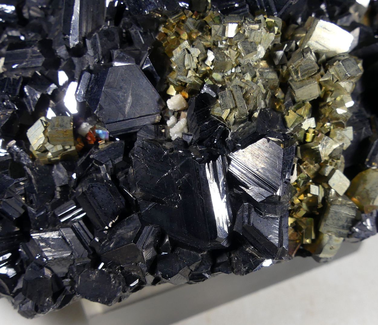 Sphalerite Arsenopyrite & Pyrite
