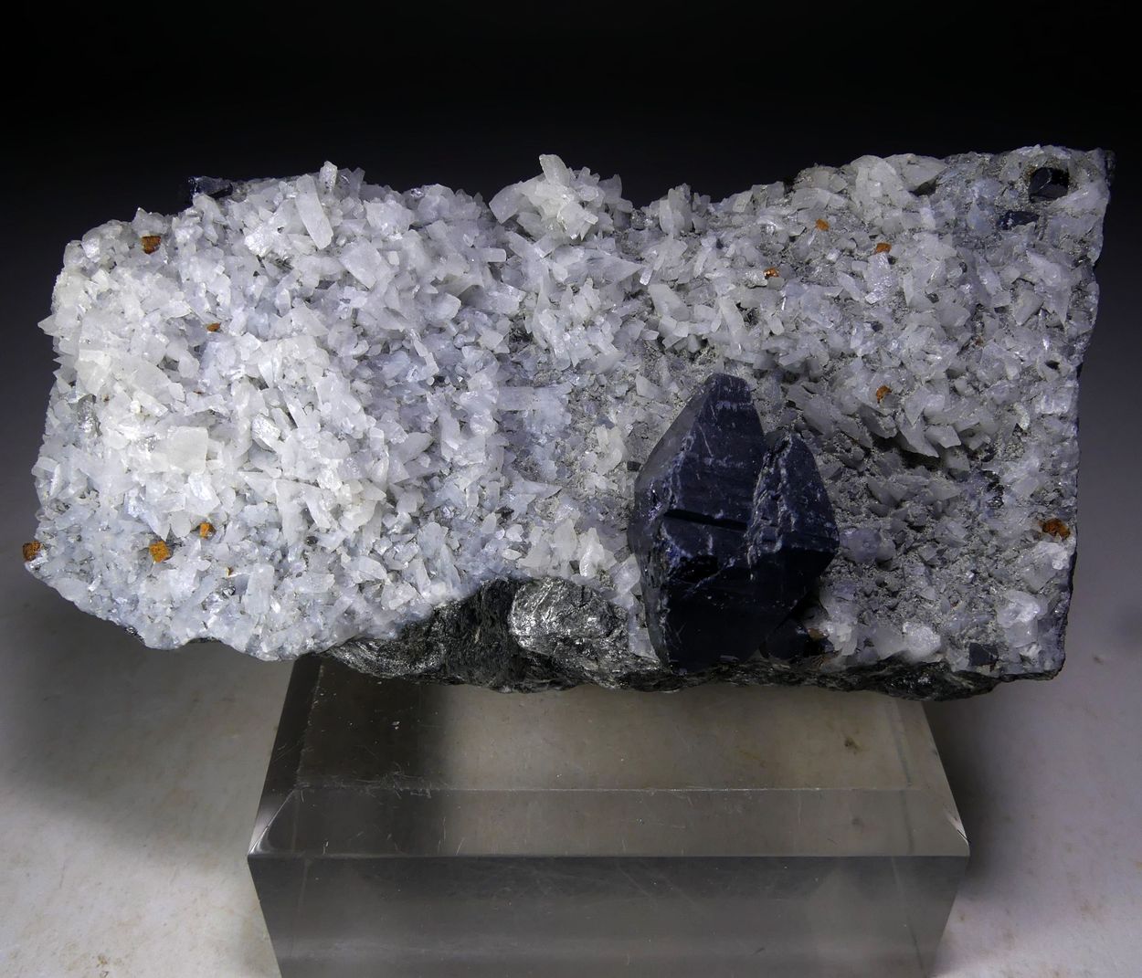 Anatase On Albite
