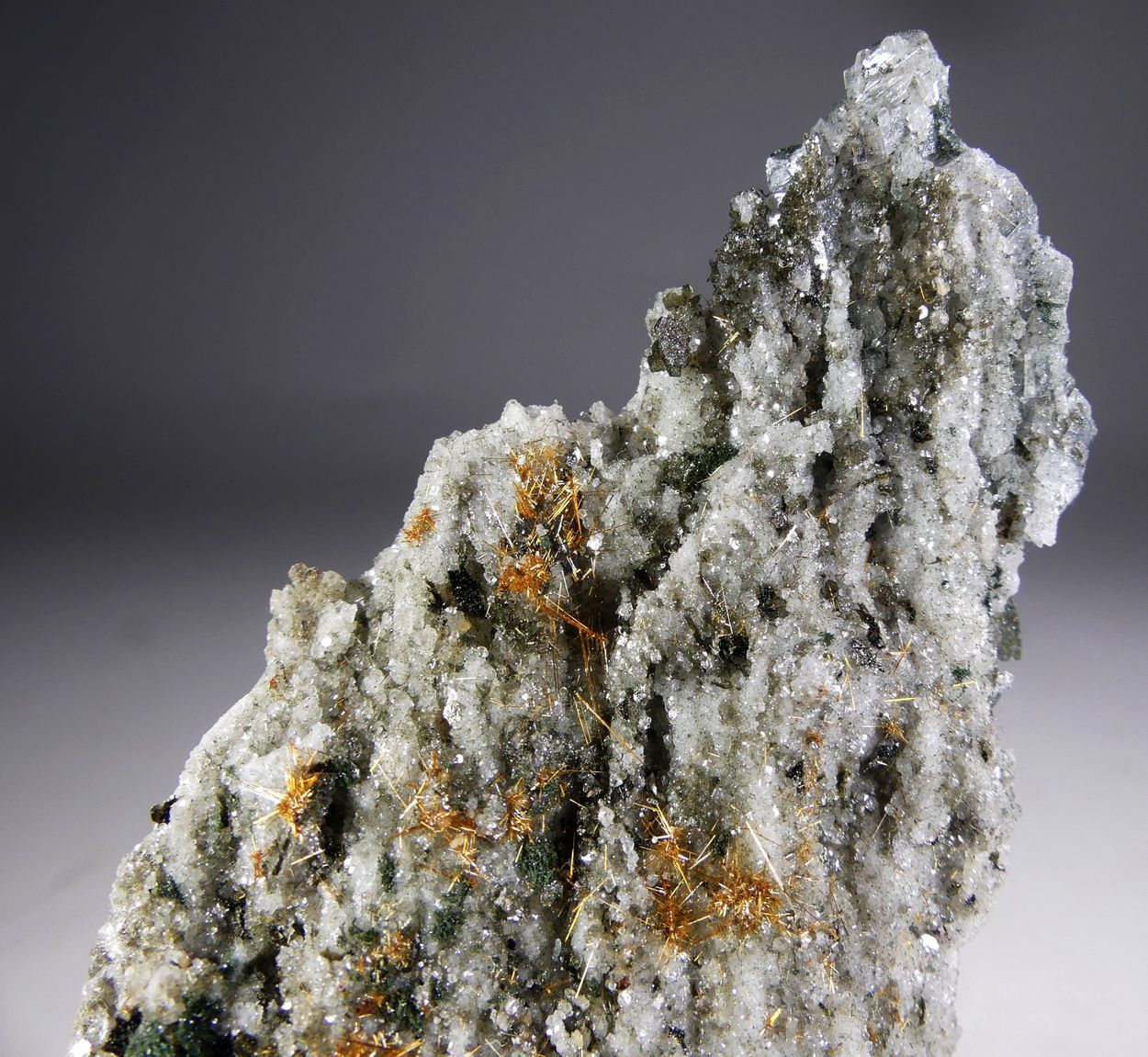 Rutile Adularia & Chlorite