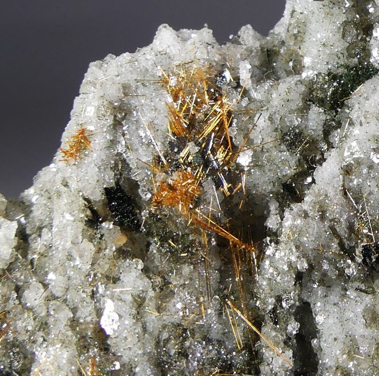 Rutile Adularia & Chlorite