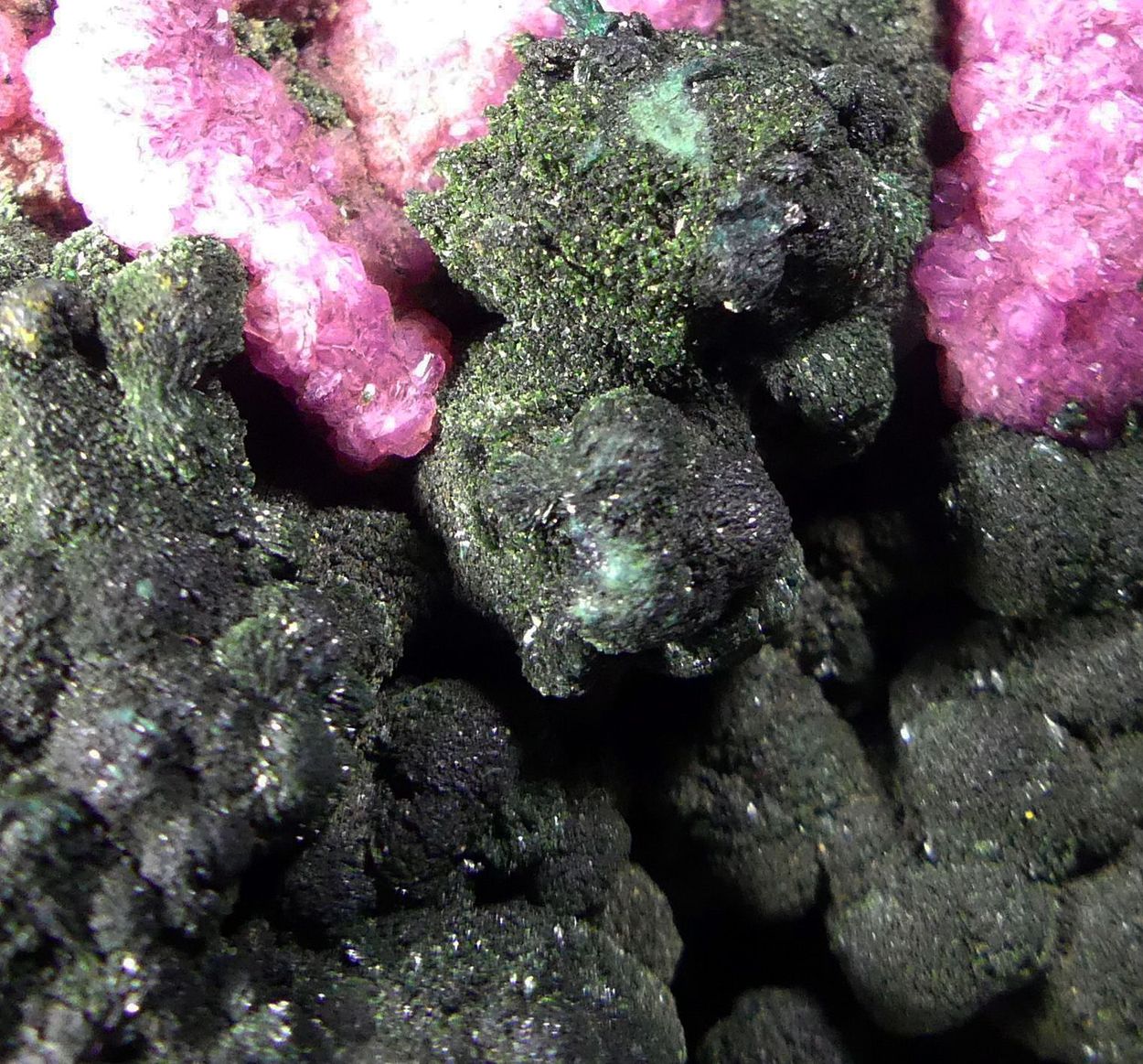 Cobaltoan Calcite & Kolwezite