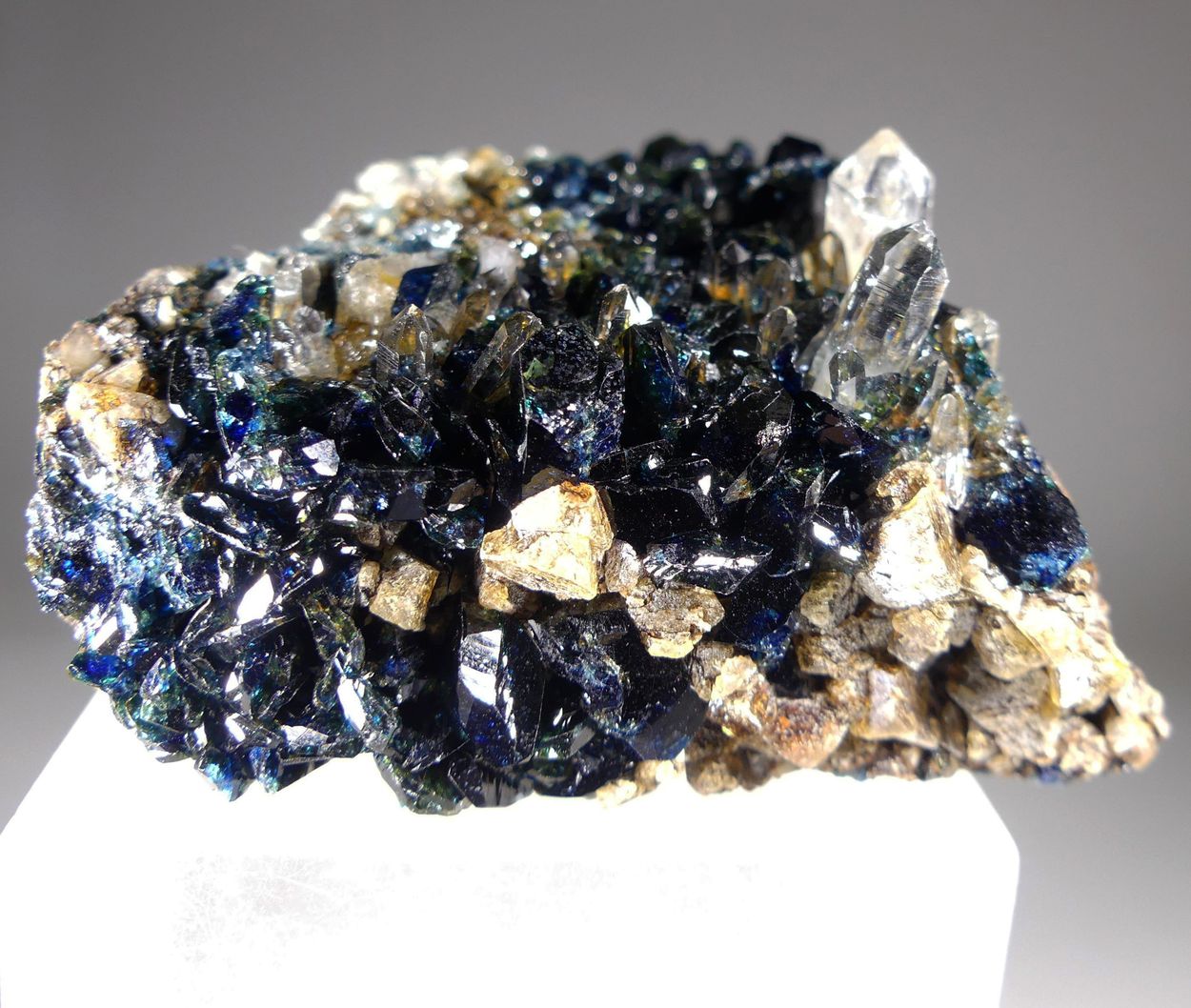 Lazulite Siderite & Quartz