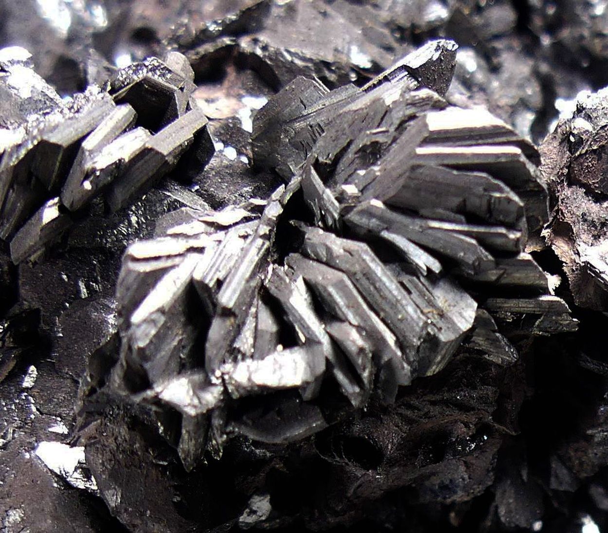 Semseyite On Sphalerite