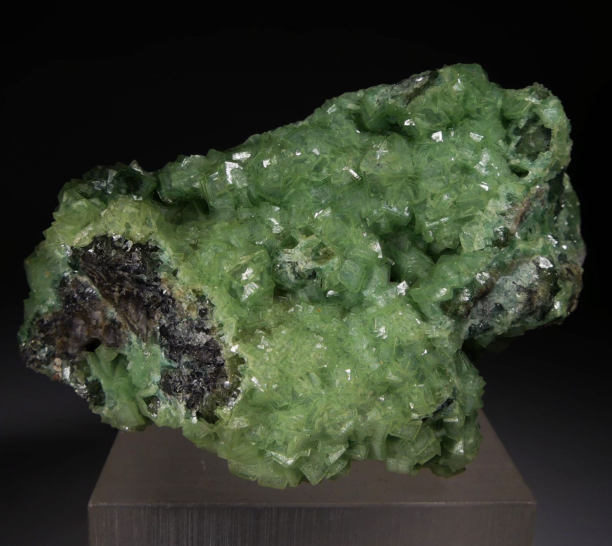 Cuprian Smithsonite