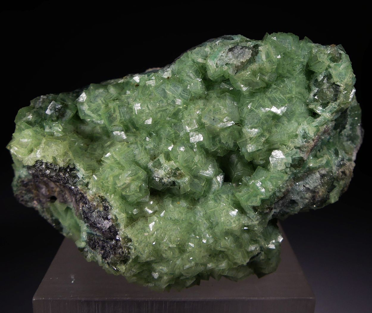 Cuprian Smithsonite