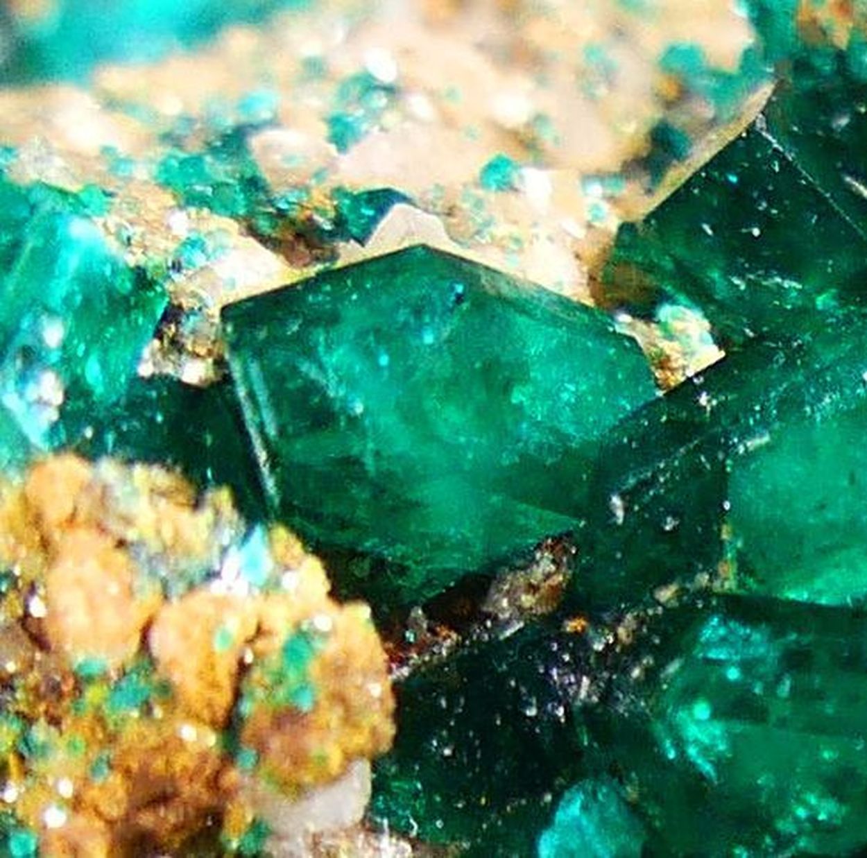 Dioptase On Dolomite
