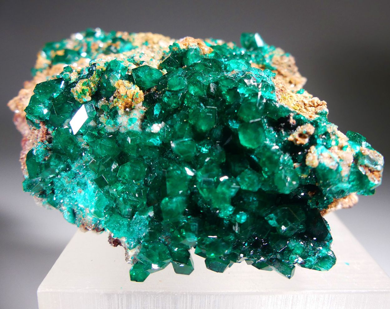 Dioptase On Dolomite